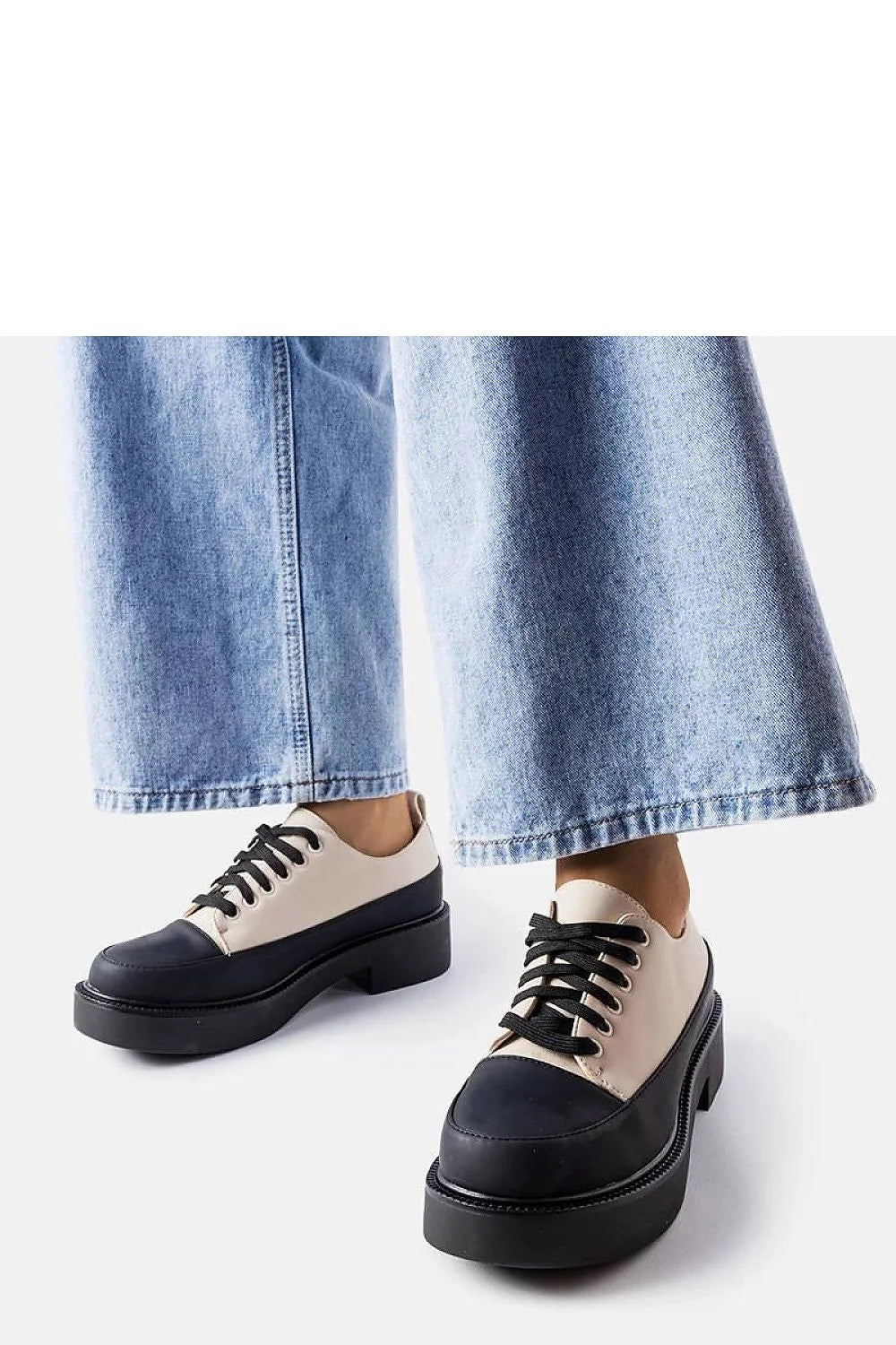 chaussures basses Solea Merico femme bicolore beige noir derby oxford plateforme chunky lacets cuir écologique semelle épaisse adhérente confortable urbaine