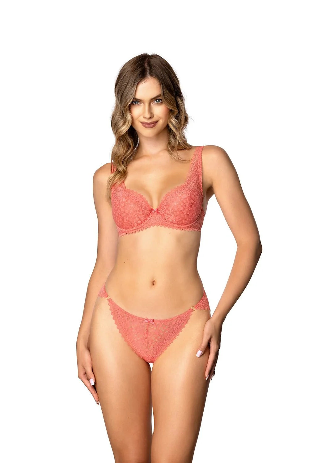soutien gorge balconnet armatures rembourré corail dentelle florale semitransparente bords festonnés string assorti coupe plongeante bonnet emboîtant maintien optimal décolleté