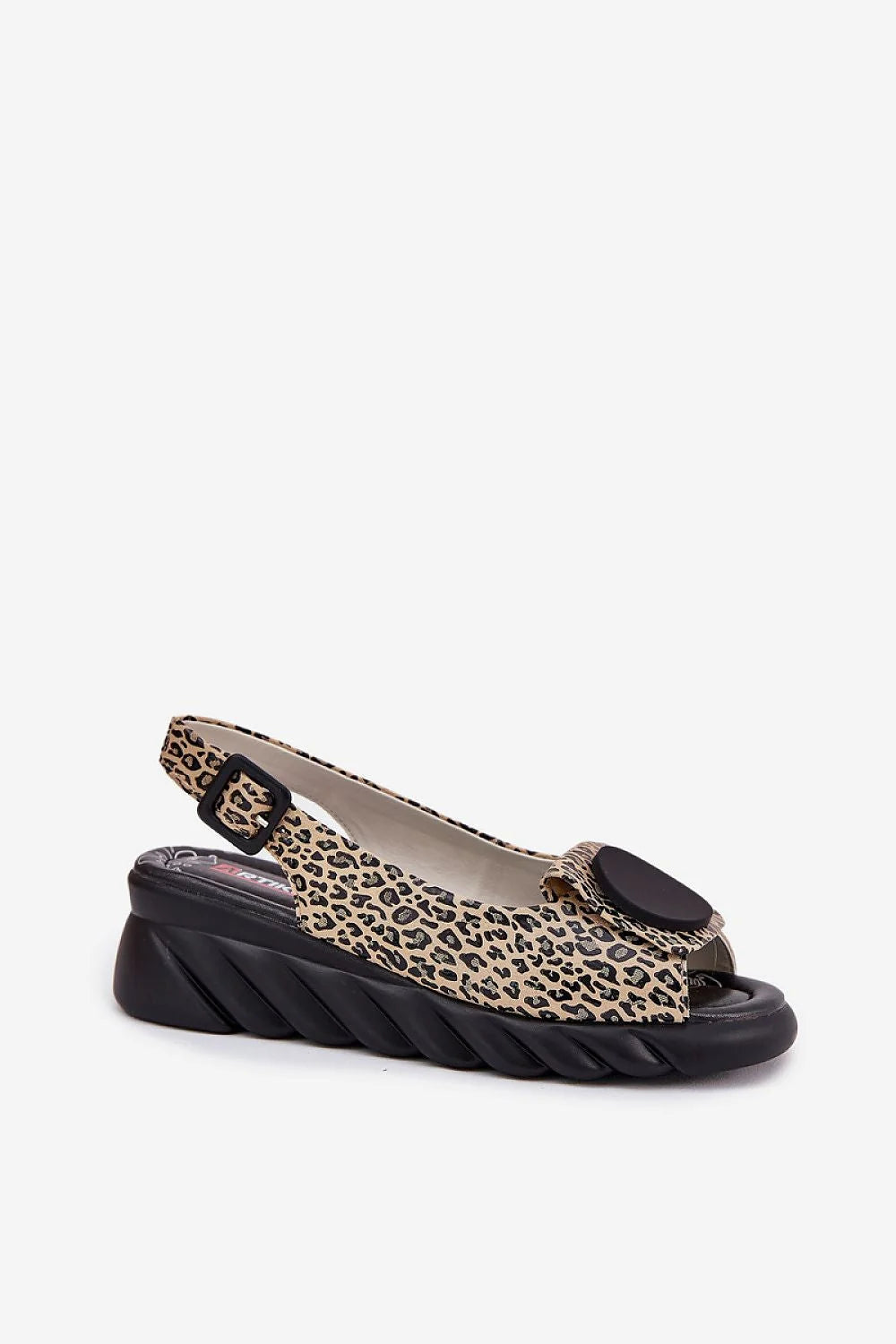Sandales femmes style audacieux moderne motif léopard cuir beige noir semelle épaisse compensation confortable été quotidien