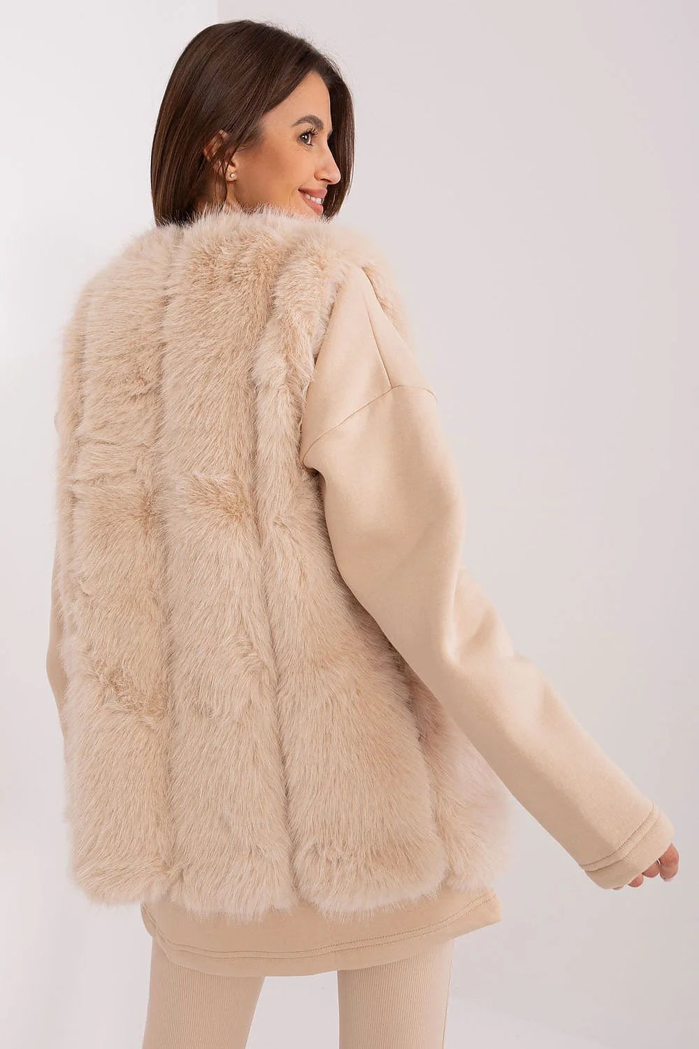 Gilet en fausse fourrure élégant et confortable pour femme, style ouvert, coupe droite, automne/hiver