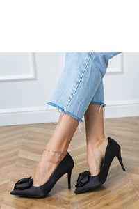 escarpins noirs satinés talons aiguilles 9cm stiletto élancés bout pointu noeud fleur textile slipon silhouette féminine sensuelle confort cuir