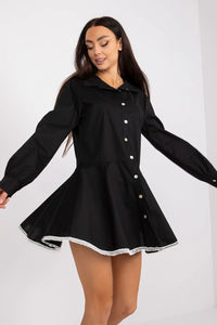 Robe émeri noir manches longues col rabattable jupe evasée dentelle blanche coupe skater silhouette met avantage occasion semi