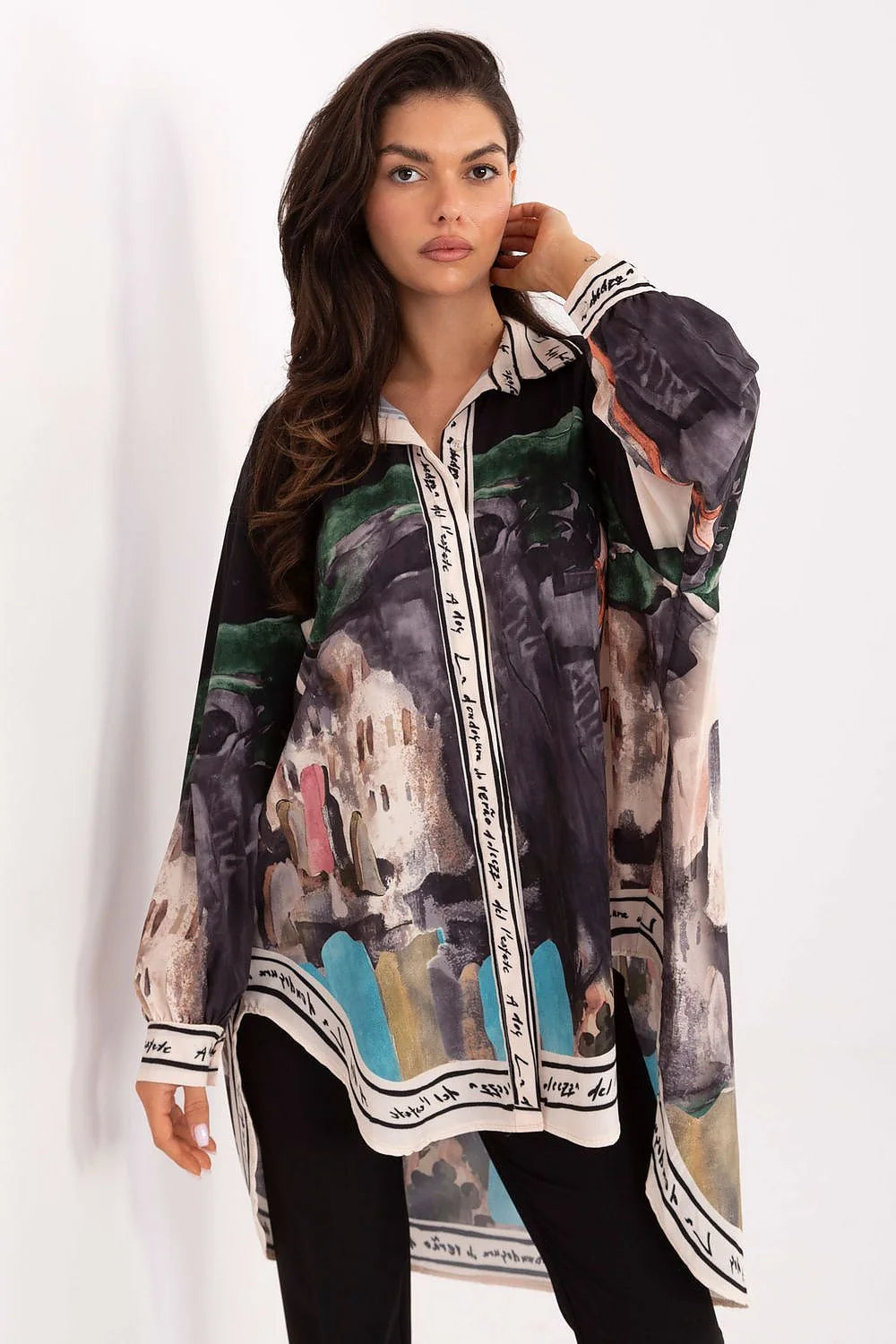 chemisier tunique femme oversize boutonnée col classique manches longues coupe fluide asymétrique imprimé aquarelle multicolore soyeux viscose polyester