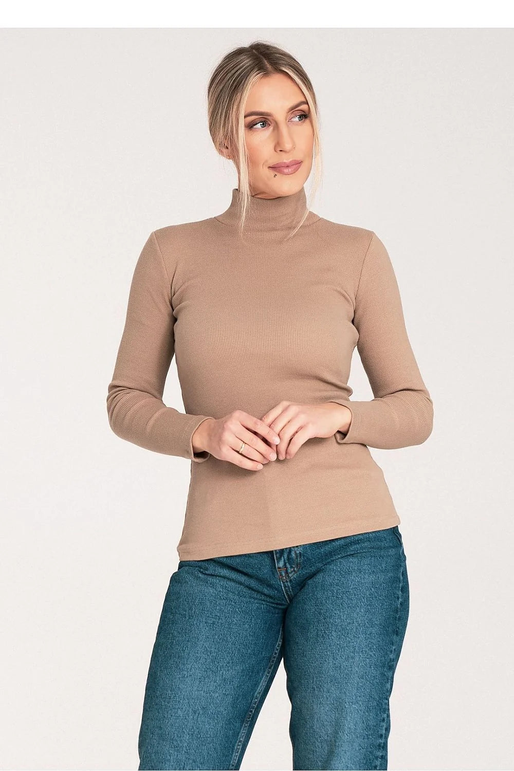 Col roulé femme en coton élégant ajusté beige taupe longues manches style sophistiqué vêtement polyvalent