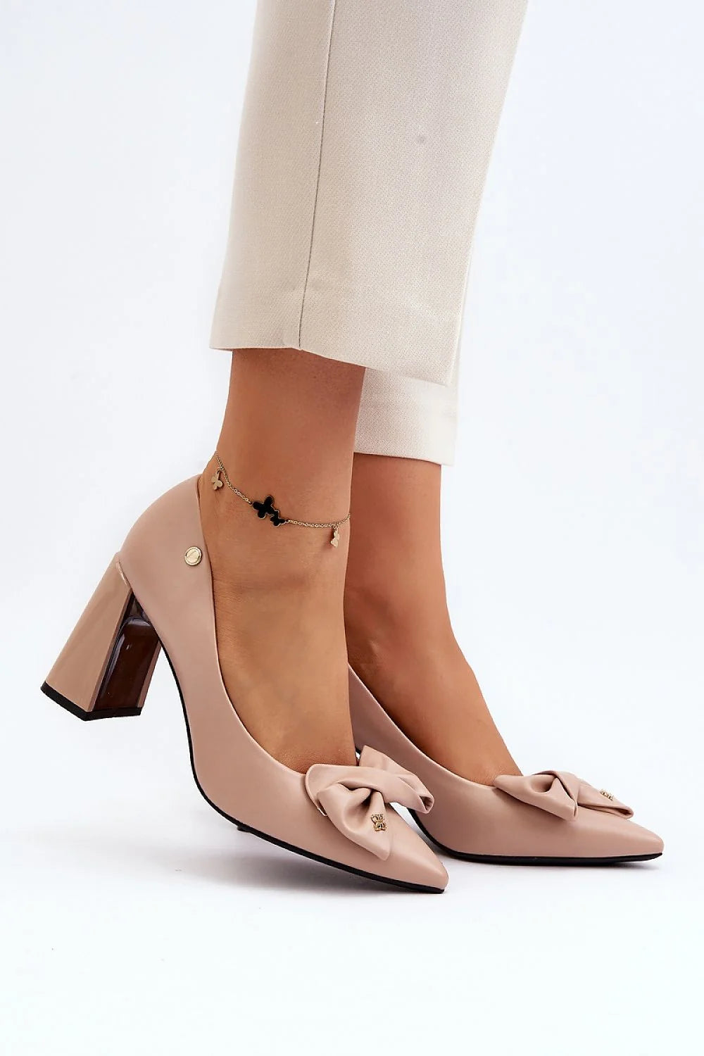 Escarpins élégants talon large design pointu couleur nude paillettes dorées confortable occasion spéciale femme mode