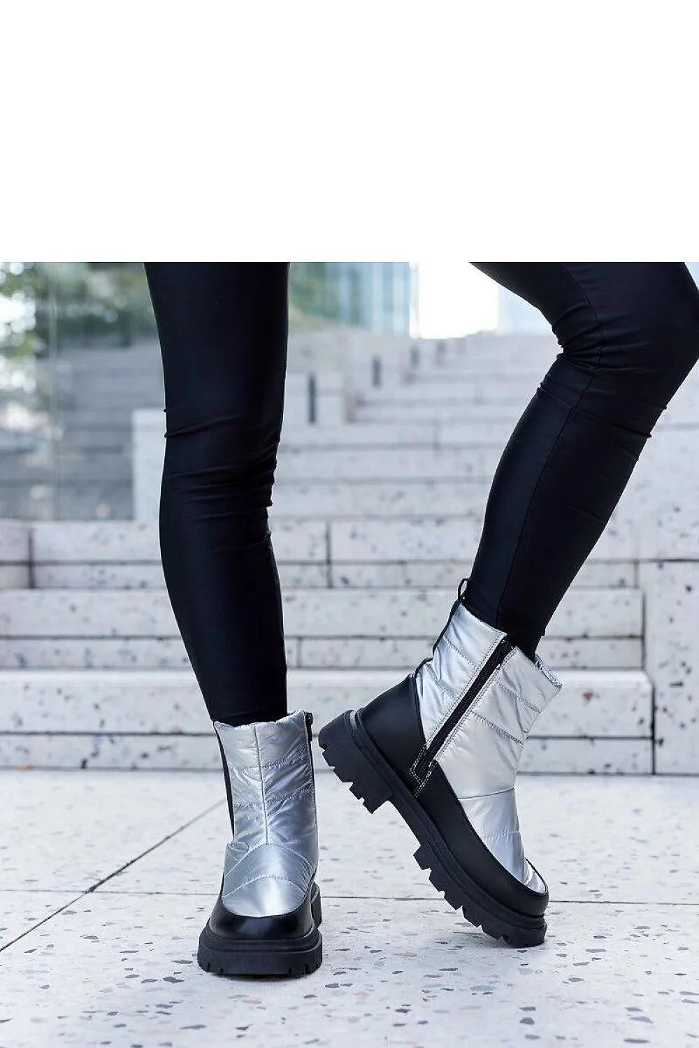 Bottes métalliques pour femmes, design moderne et audacieux, hiver 2023, Urban style, cuisse, élastique, fermeture éclair latérale, semelle caoutchouc, tendance, mode, vêtements, confort