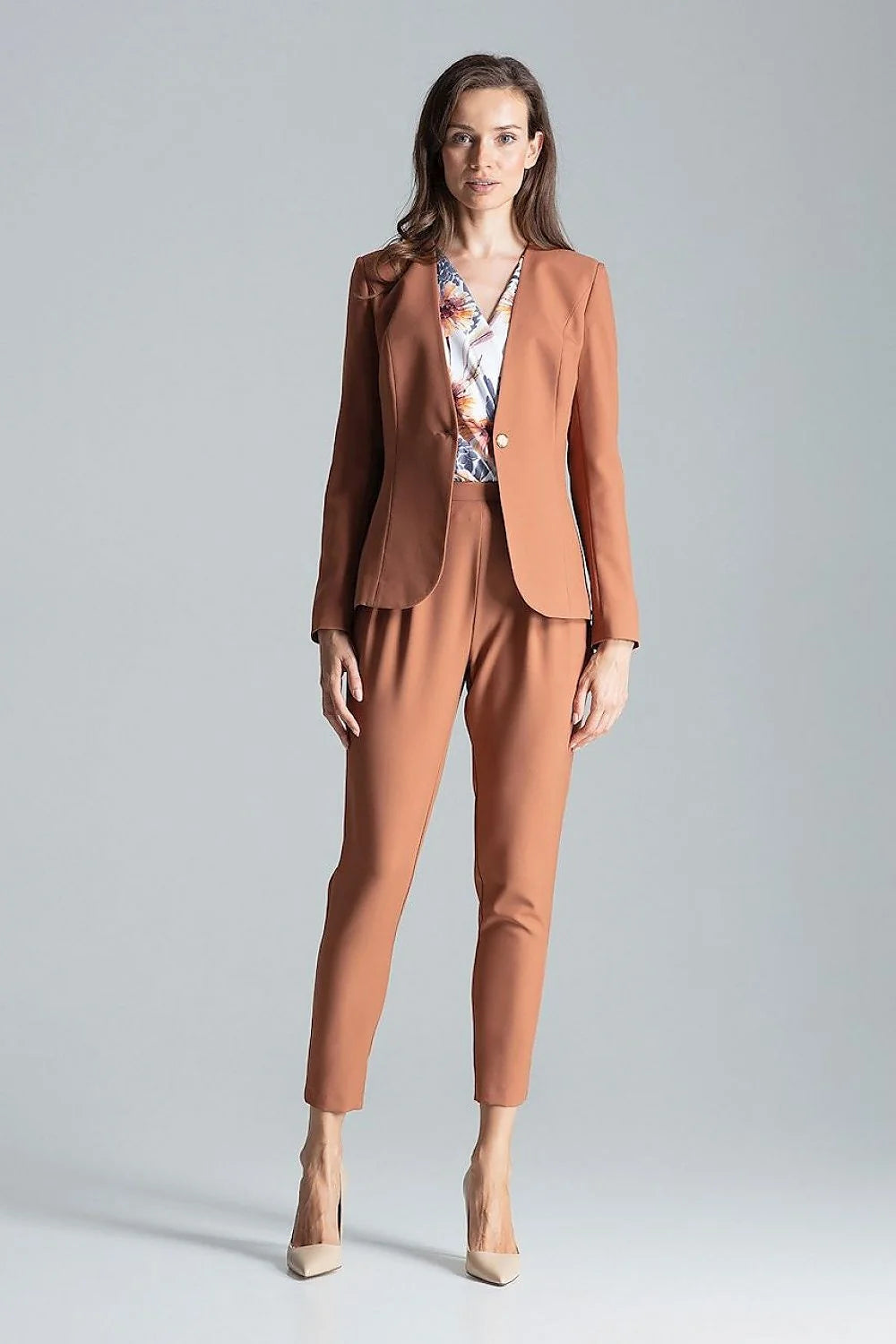 Veste tailleur femme rouge polyester élasthanne élégante ajustée manches longues professionnelle réunions formelles