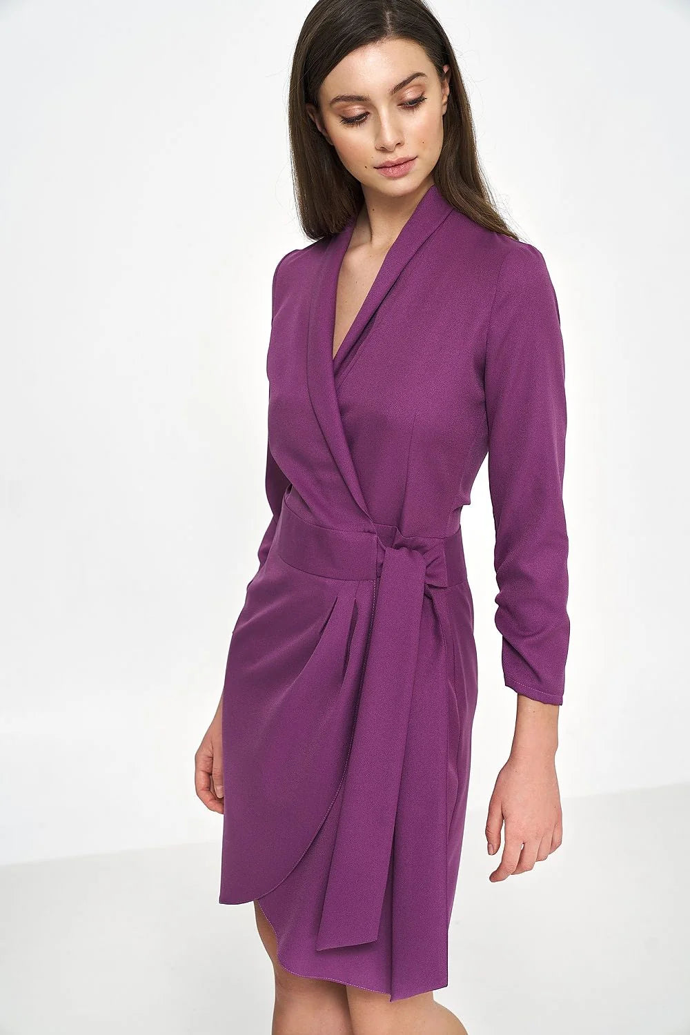 Robe élégante pour femme couleur violette, coupe ajustée, manches 3/4, ceinture intégrée, polyester et élasthanne, occasion semi-formelle