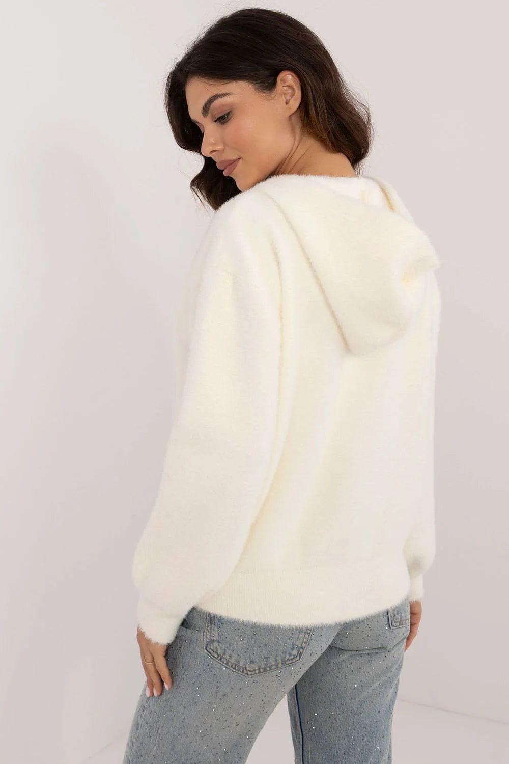 Veste élégante en maille pour femme coupe décontractée couleur blanc crème fermeture éclair dorée manches longues poches latérales