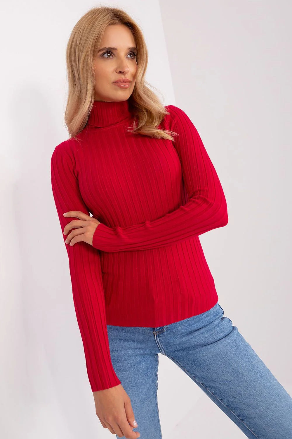 Pull à col roulé Factory Price viscose polyester nylon femme couleur rouge vif style moderne coupe ajustée manches longues finitions soignées