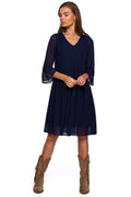 robe cocktail bleu marine col V manches troisquarts transparentes fluides polyester léger doublure opaque jupe plissée tombé fluide coupe ample