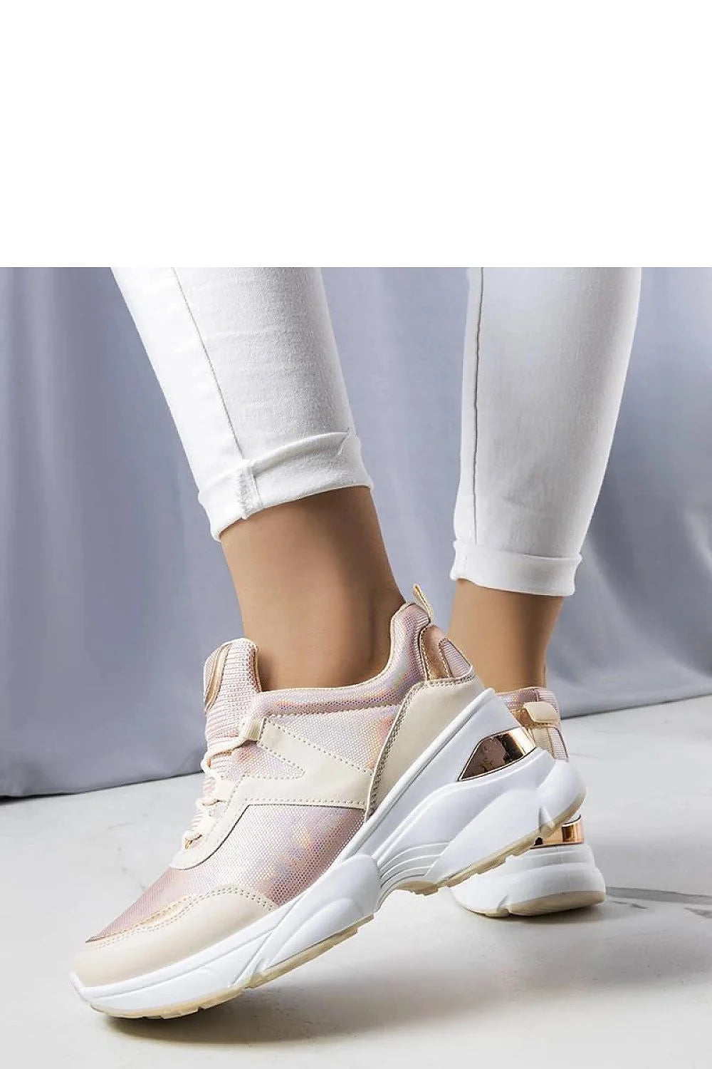 baskets femmes chunky compensées athleisure modernes élégantes beige rose pâle blanc métallisées mesh respirant similicuir matelassé semelle plateforme antidérapante confort