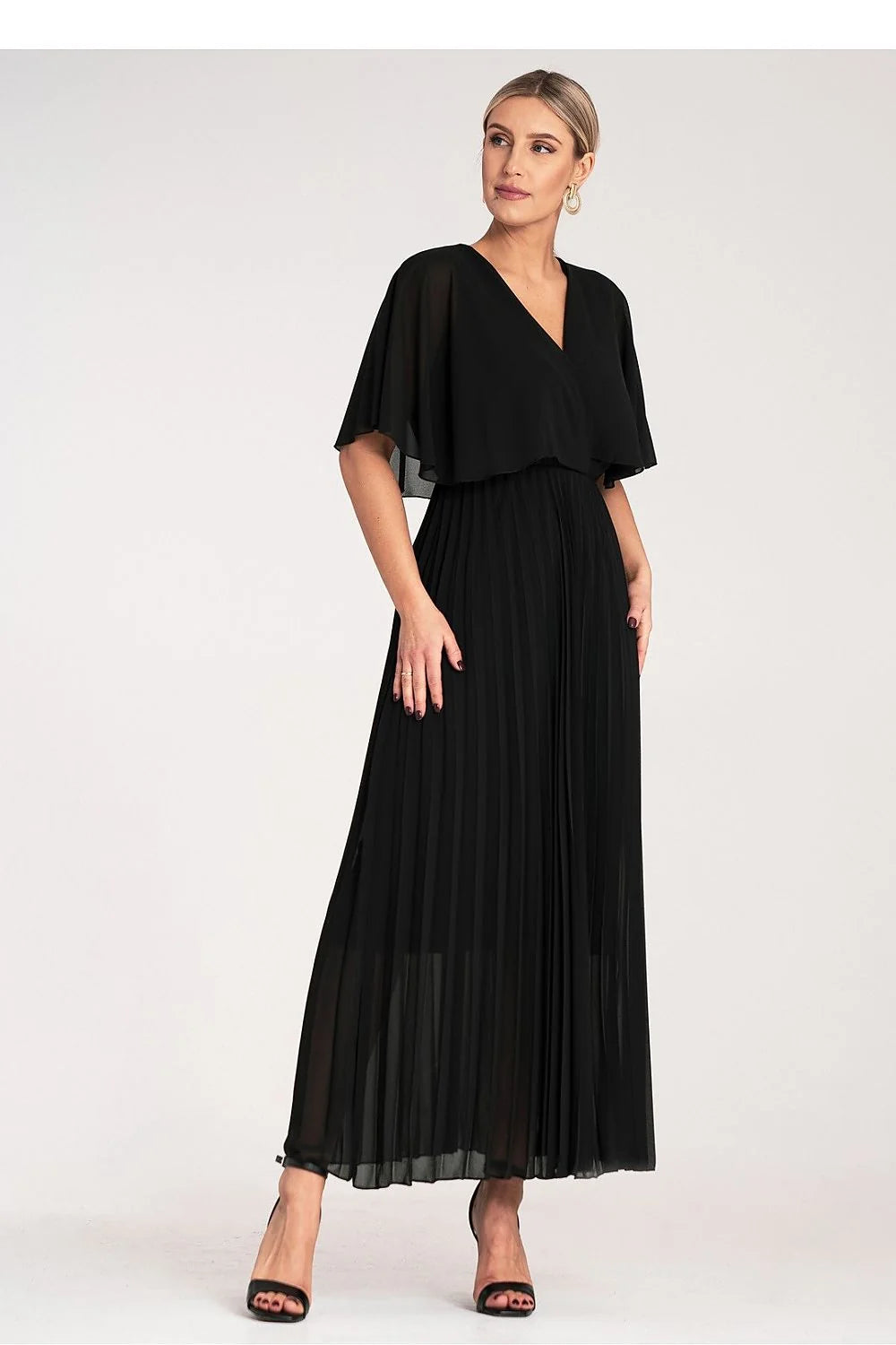 robe cocktail longue noire élégante intemporelle femme fluide chiffon mousseline plissée jupe cheville manches amples col V plongeant