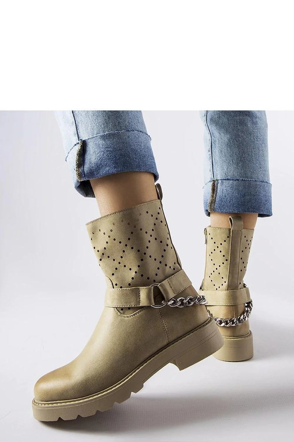 Bottes femmes style contemporain beige clair perforations motif géométrique chaîne métallique cheville tige mi-haute fermeture éclair