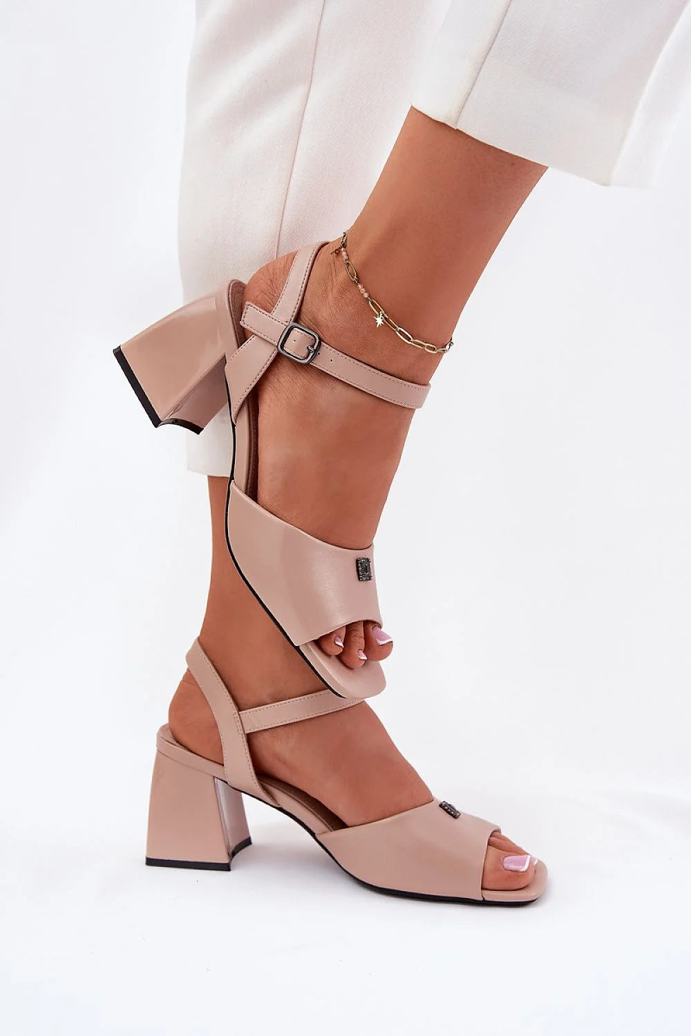 Sandales à talons Vinceza élégantes beige nude cuir écologique talon bloc ajustables femmes occasion semi-formelle