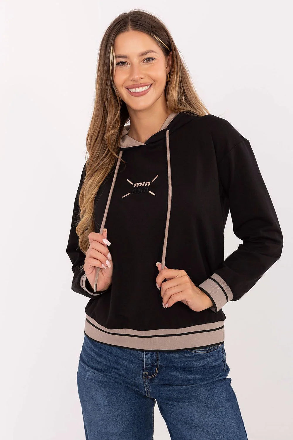 sweatshirt femme relaxed noir capuche doublée beige cordon contrastant coton elasthanne extensible molletonné doux broderie poitrine poignets côtelés rayures beige