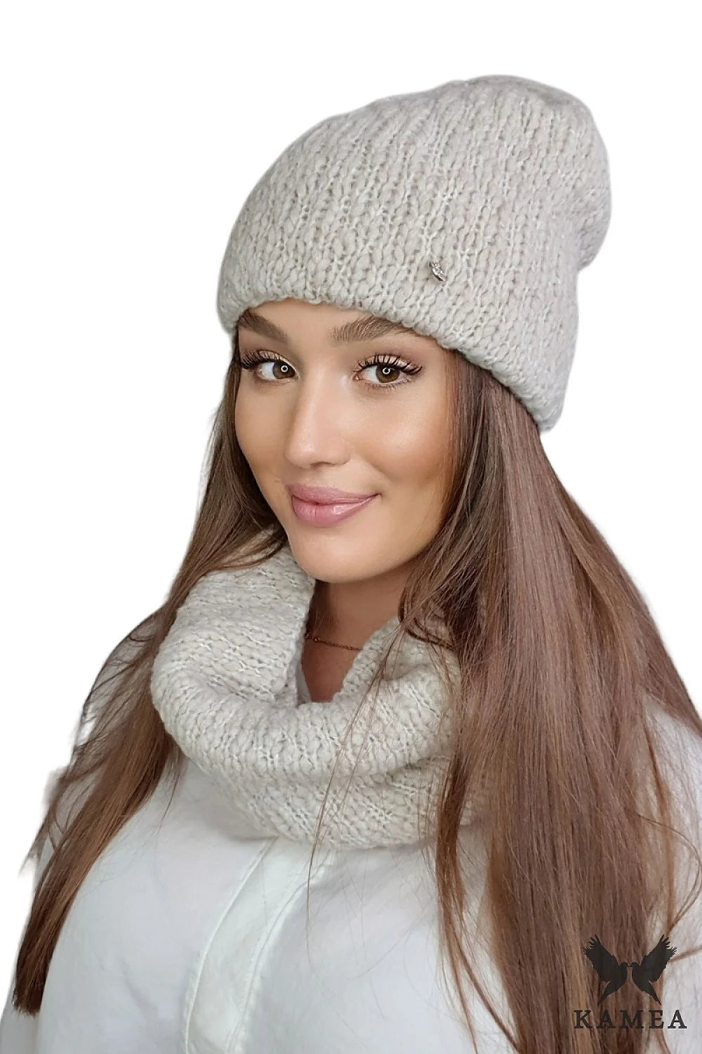 Ensemble d'hiver Kamea pour femme - Bonnet et snood en laine, couleur camel, fabrication polonaise, confort et style