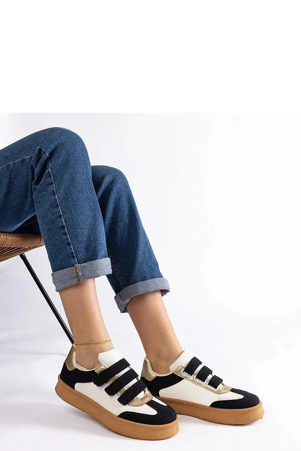 baskets basses femme sneakers sportif blanc noir doré semelle camel plateforme épaisse cuir écologique velcro bandes ajustable confortable