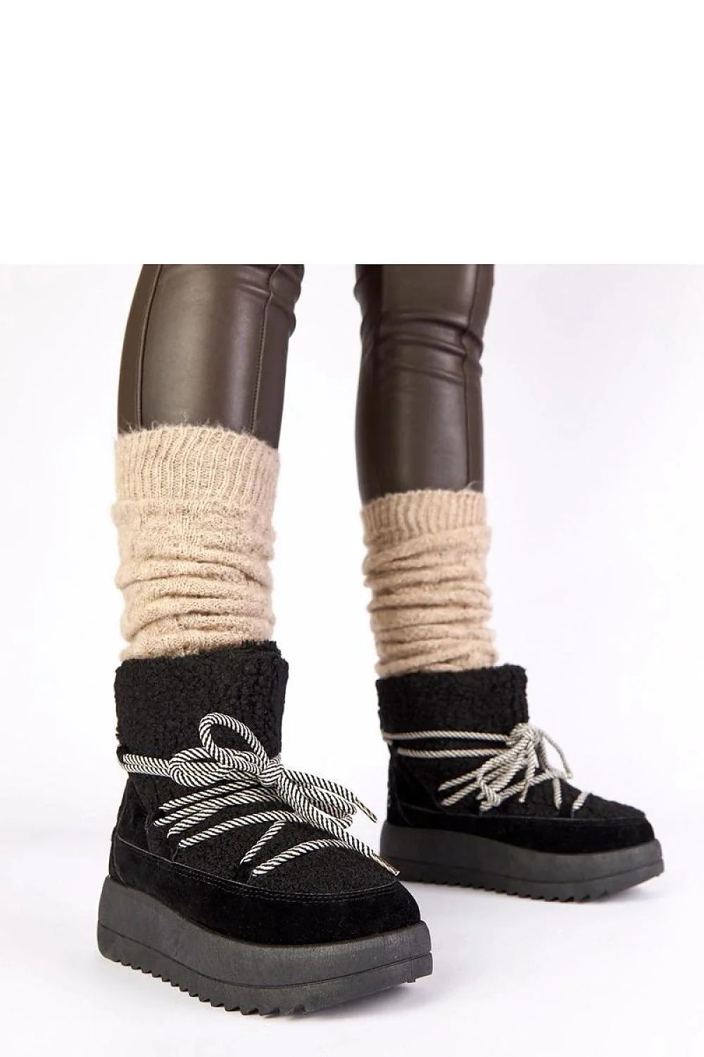 Gemre Sienna bottes neige noires suédine fourrure doublée mi mollet lacets bicolores revers sherpa plateforme crantée antidérapante isolante
