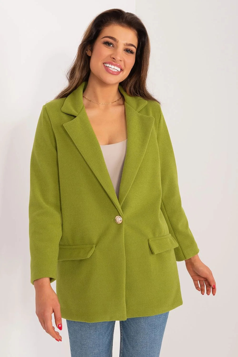 Blazer femme vert vif style classique coupe semi-ajustée matériau polyester-coton épaules structurées boutons dorés poches à rabat