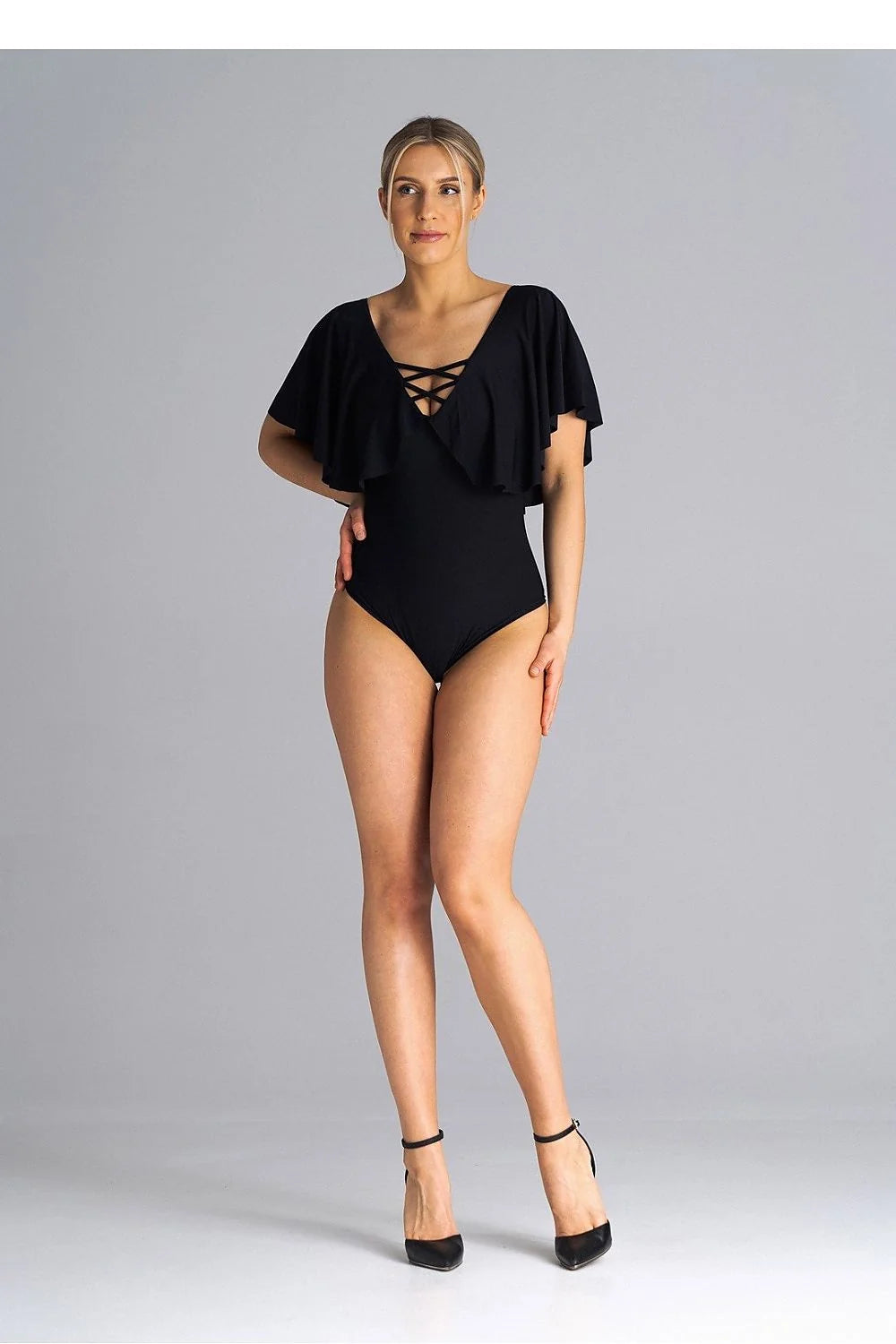 body féminin noir encolure plongeante laçage croisé manches cape drapé épaules courtes tissu stretch galbant coupe ajustée maintien léger polyvalent