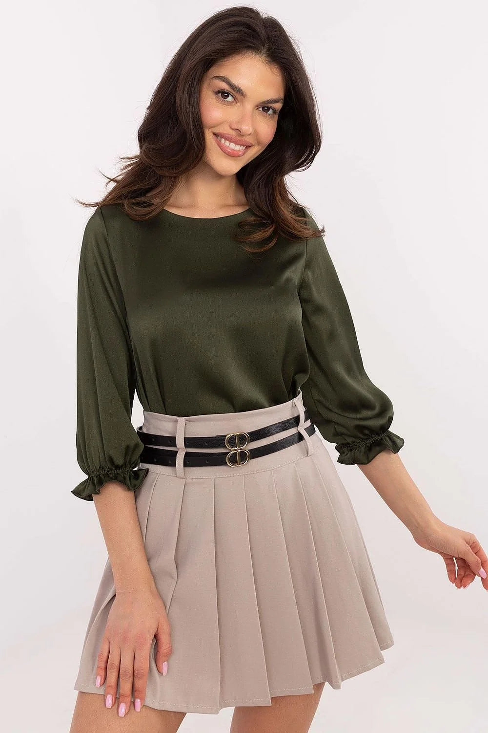 chemisier Lakerta satiné vert olive foncé manches trois quarts bouffantes poignets froncés col rond coupe ample fluide femme sophistiqué élégant