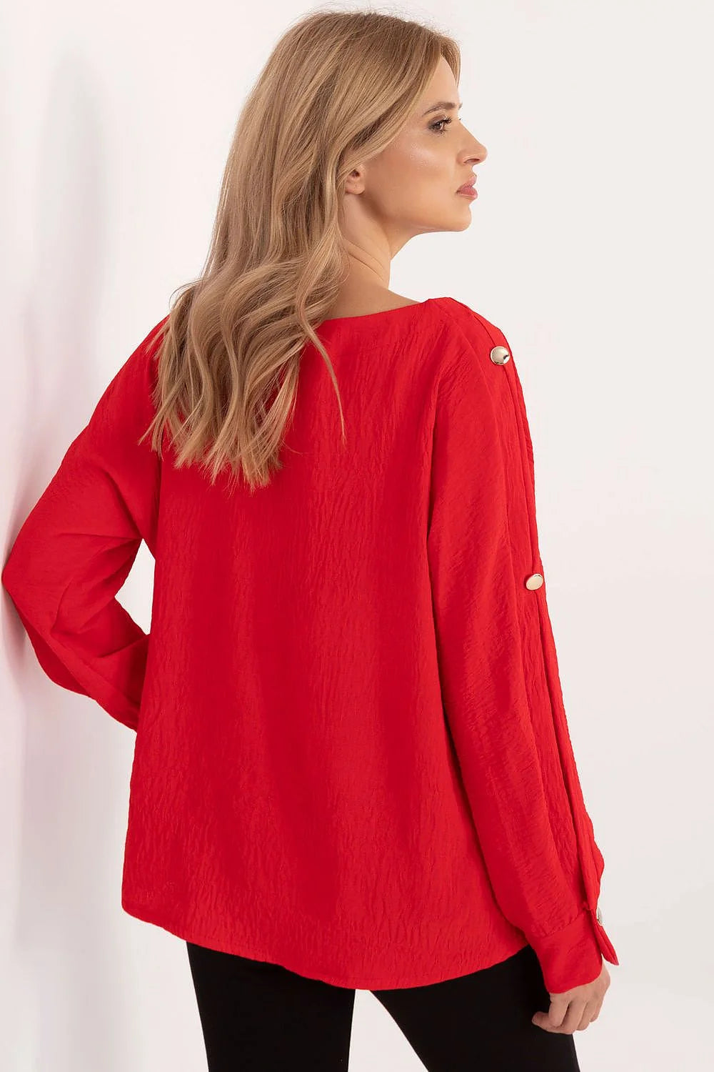 chemisier élégant femme manches longues encolure V tissu léger polyester élasthanne coupe ample rouge vif détails dorés boutons