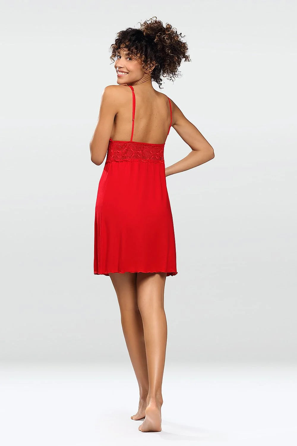 Nuisette viscose rouge vif dentelle élégante coupe évasée décolleté V lingerie féminine séduisante