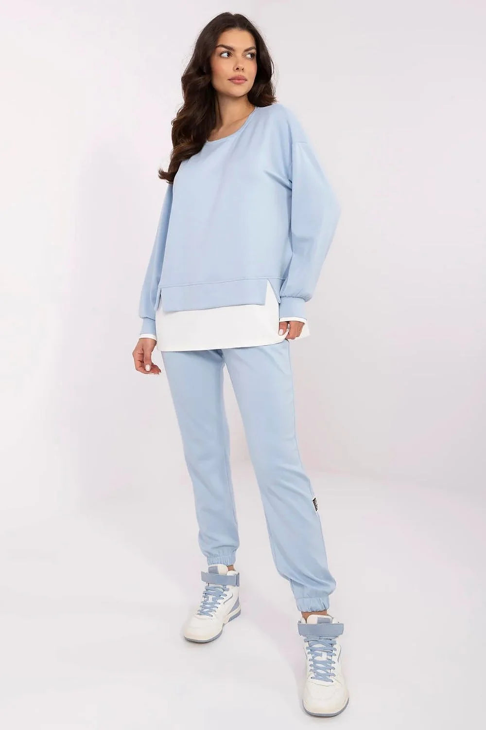 Ensemble de survêtement pour femme style décontracté manches longues contrasté bleu clair baskets tendance