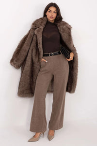 pantalon femme velours côtelé doux taille haute jambes larges confort élégant moderne poches latérales ceinture boutonnée bande élastique arrière stretch