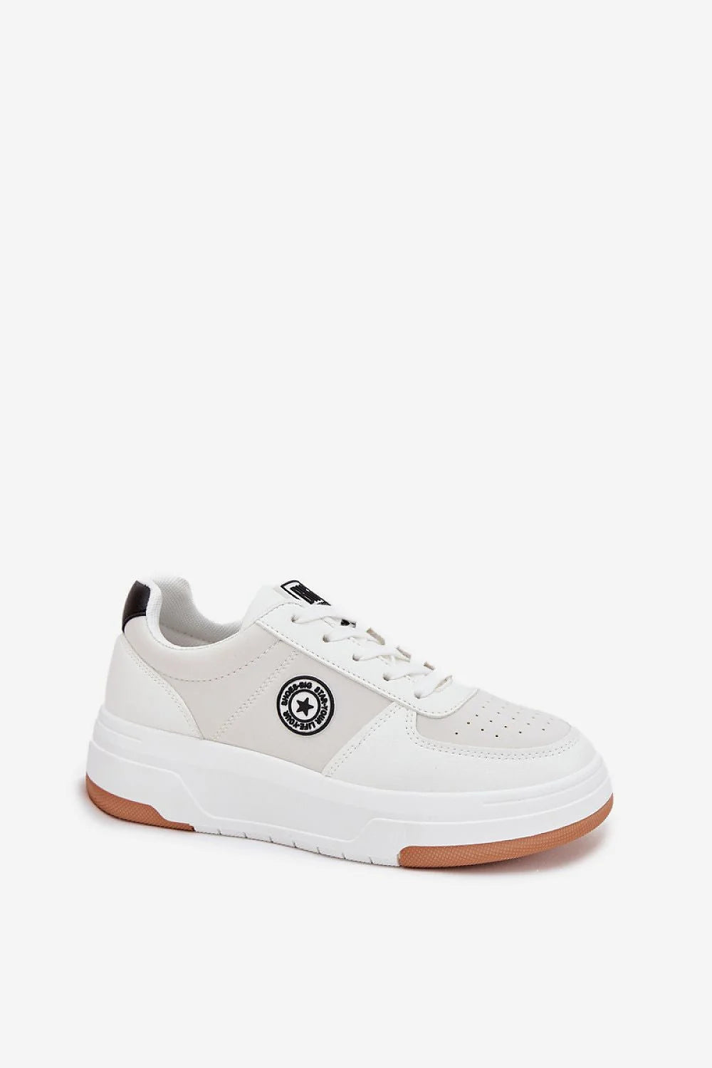 baskets femme basses plateforme épaisse blanches cuir synthétique empiècements textile rembourré semelle gomme marron logo rond languette BigStar