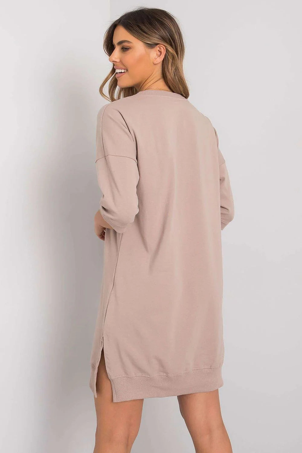 robe casual femme taupe coton elasthanne manches trois quarts fentes latérales coupe loose oversize cordon noir amovible bords côtes