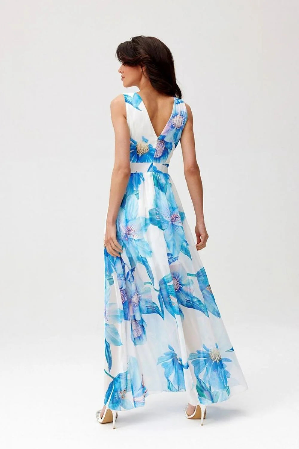 Robe estivale longue sans manches fleurie dos nu tissu léger empire coupe femme occasionnels