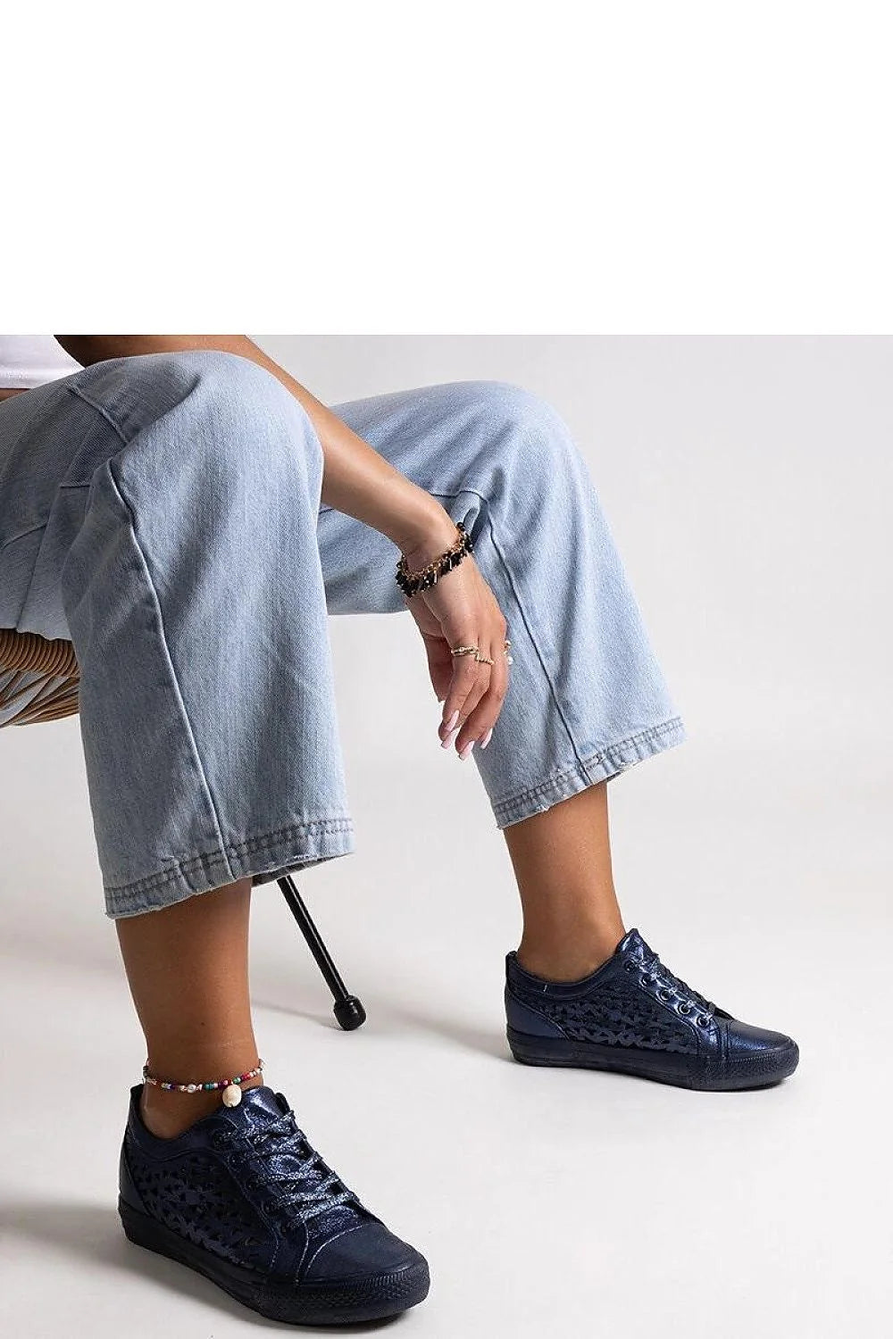 Baskets mode modernes femmes bleu marine ajourées tige haute lacets confort ville décontractées élégantes