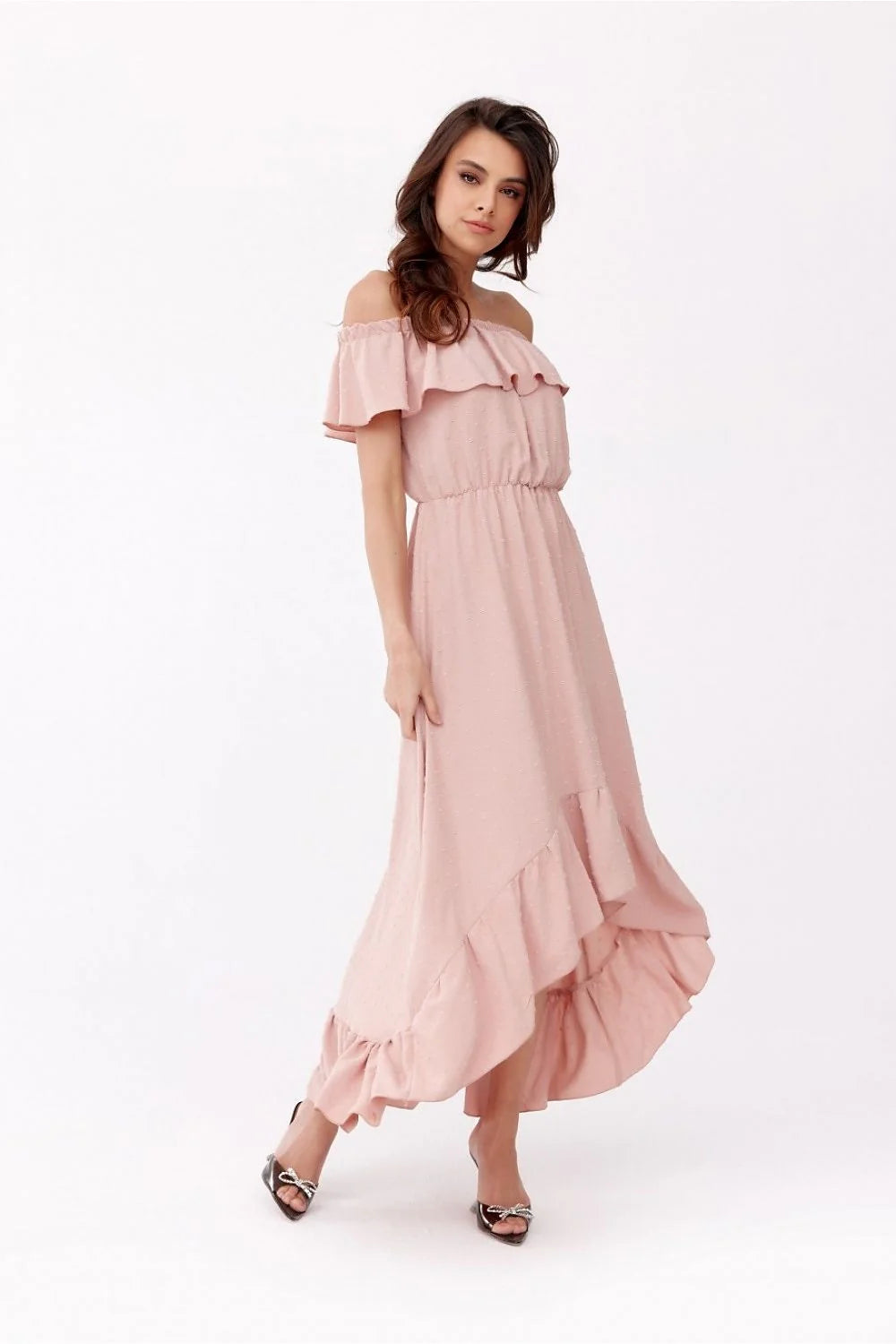 Robe asymétrique bohème chic longue épaules ouvertes rose pastel coton polyester dentelle ruffles ceinture été élégance femme