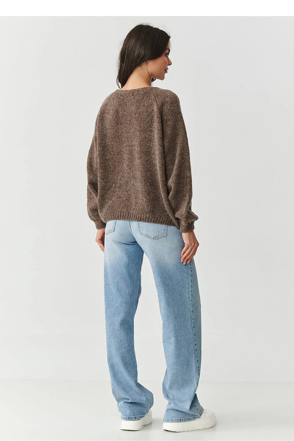 cardigan court femme maille duveteuse marron chiné oversize encolure V ouverture sans boutons manches bouffantes poignets côtelés mohair laine acrylique