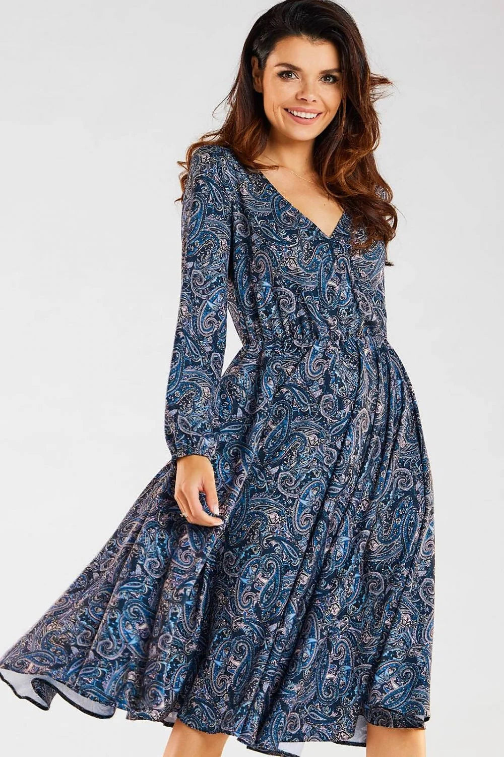 robe midi soie imprimée paisley bleu marine col V manches longues bouffantes taille froncée ceinture intégrée