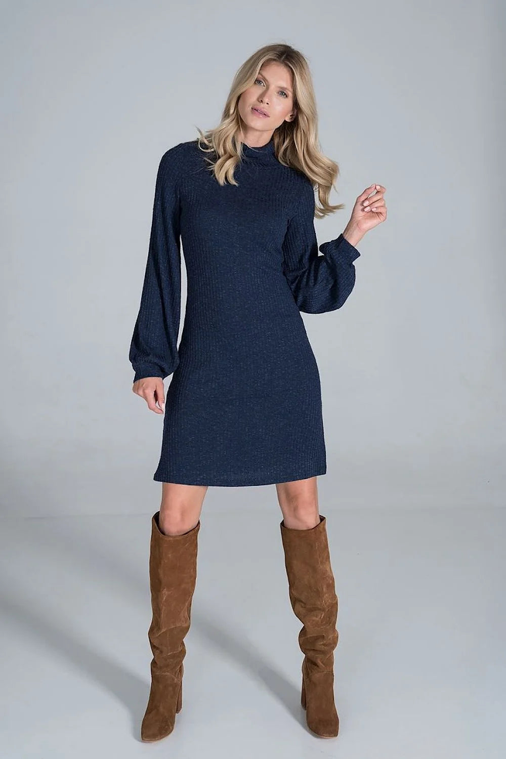 Robe bordeaux en maille côtelée élégante casual manches longues style chic pour femmes modernes