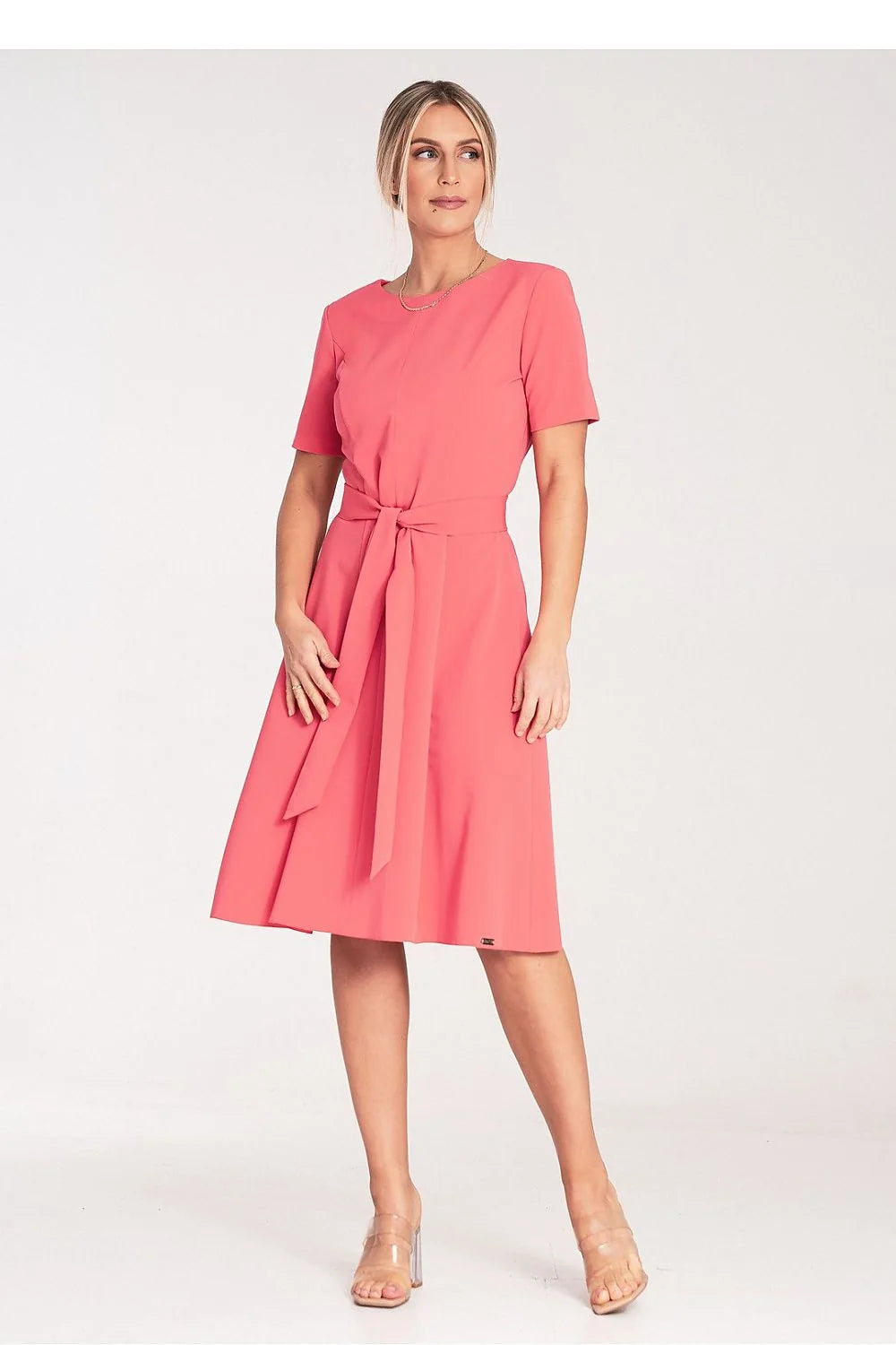 Robe de jour Figl élégante en polyester-viscose, manches courtes, ceinture à nouer, couleur corail, occasion多种, femme