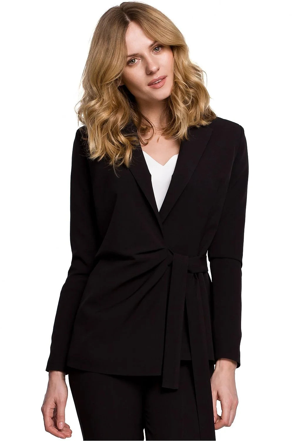 Blazer femme noir polyester élégant moderne coupe ajustée chic tenue professionnelle bureau style chic