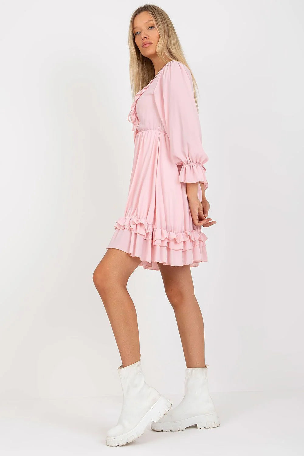 Robe de jour Och Bella courte style romantique manches longues volants dentelle rose pâle femme