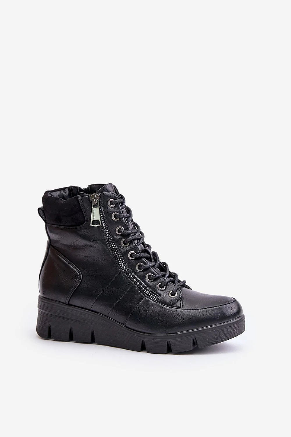 Bottines pour femmes style urbain chic double fermeture cuir noir artificiel isolé confortable talon compensé plateforme semelle crantée
