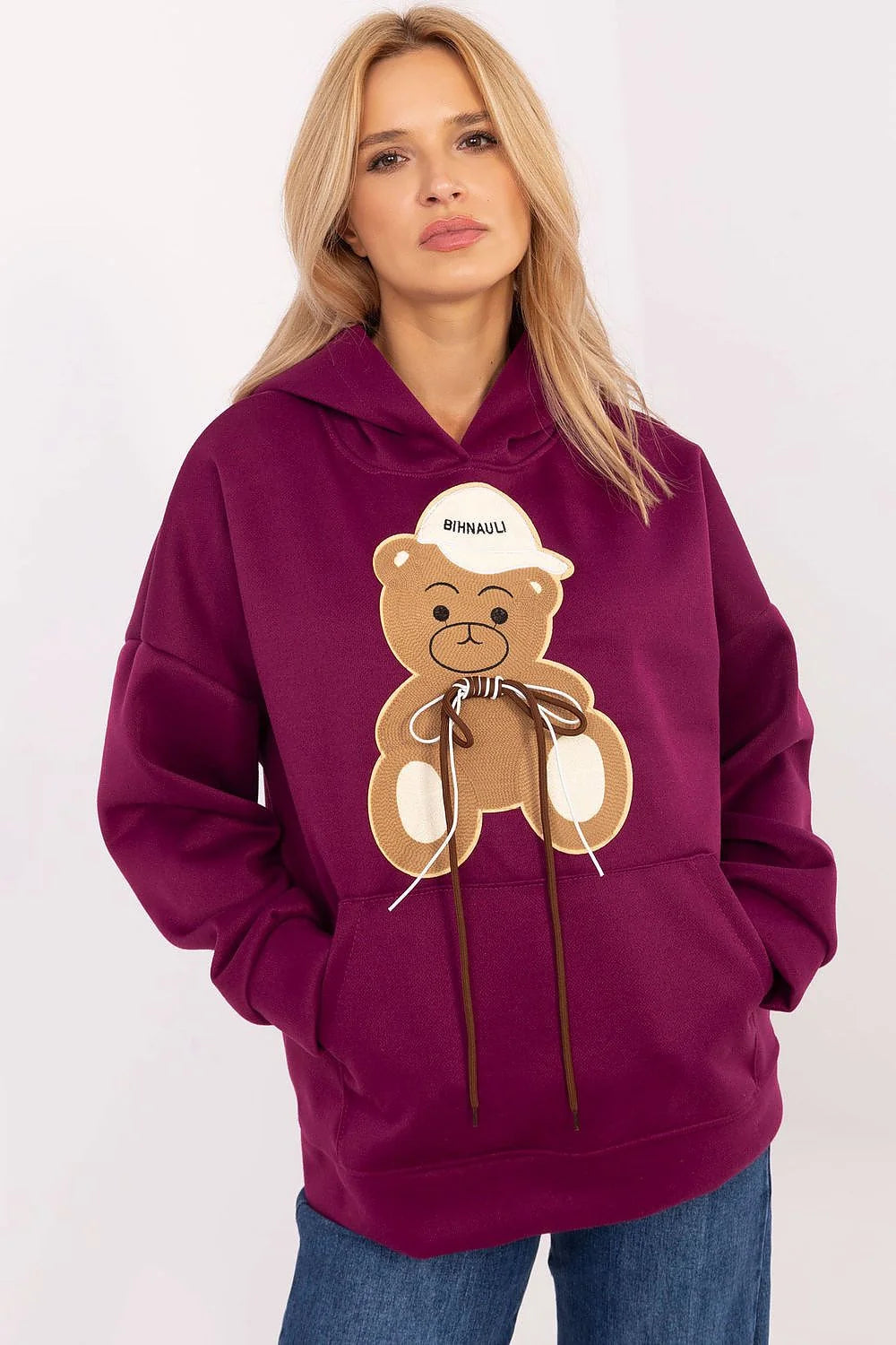 Sweatshirt femme à capuche style sport-chic couleur violette motif ours appliqué manches longues kangourou poche