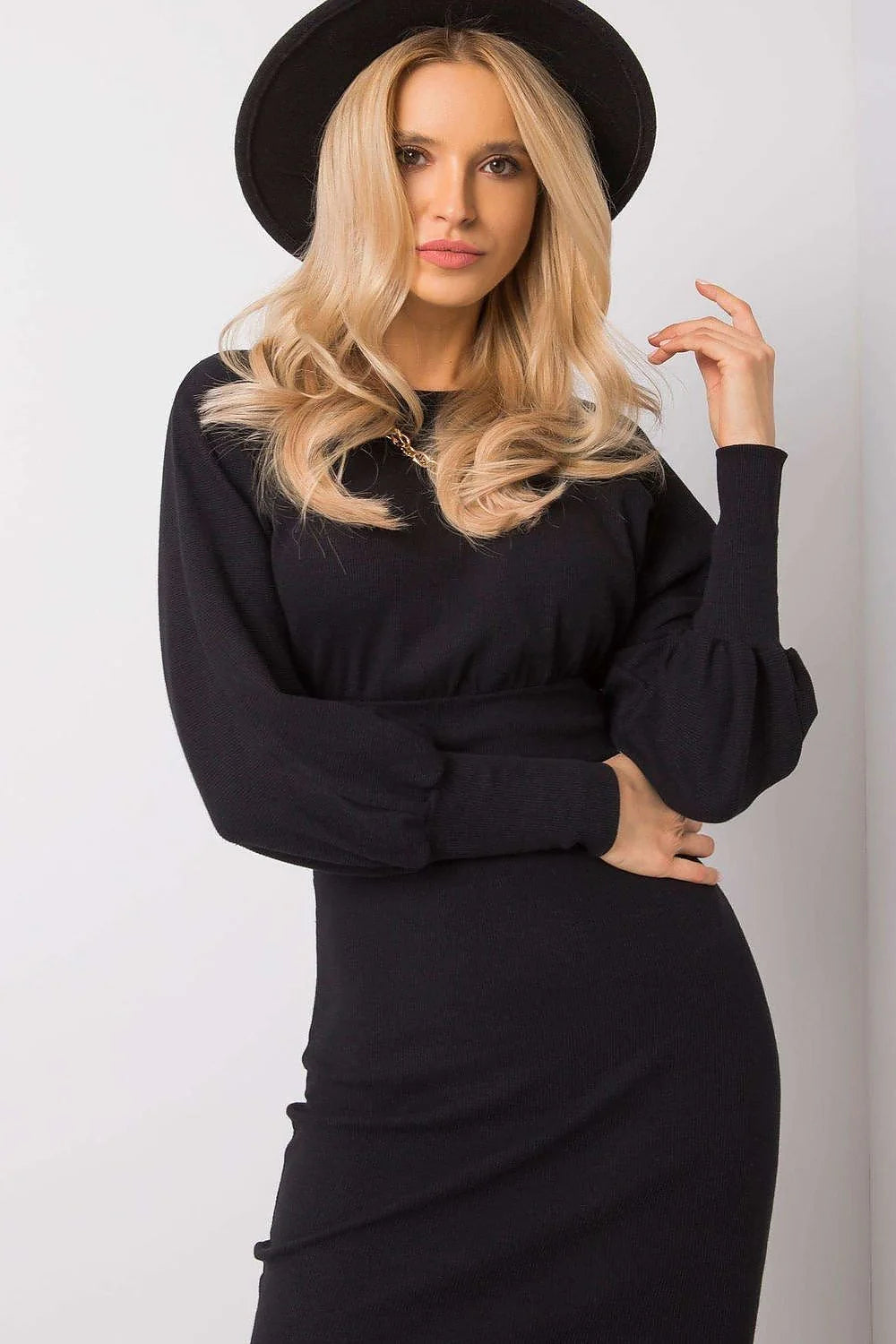robe ajustée femme manches ballon longues poignets resserrés col rond mini genou rouge vif côtelée extensible coton élasthanne Rue Paris