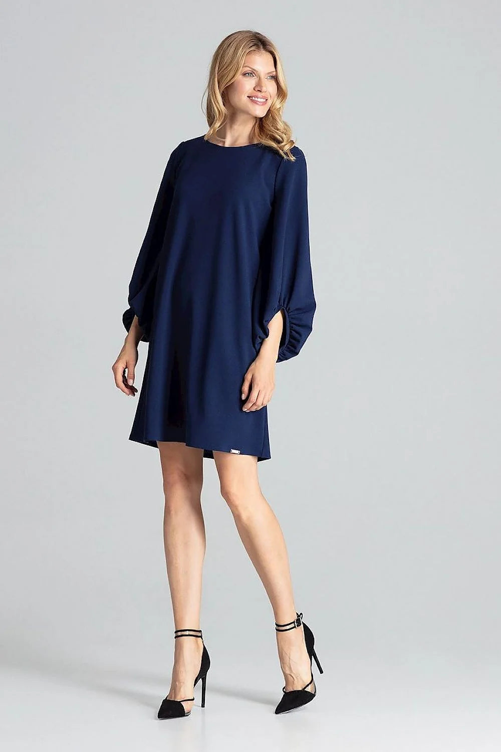 Robe midi polyester élégante manches bouffantes grise style intemporel pour femme moderne toutes occasions