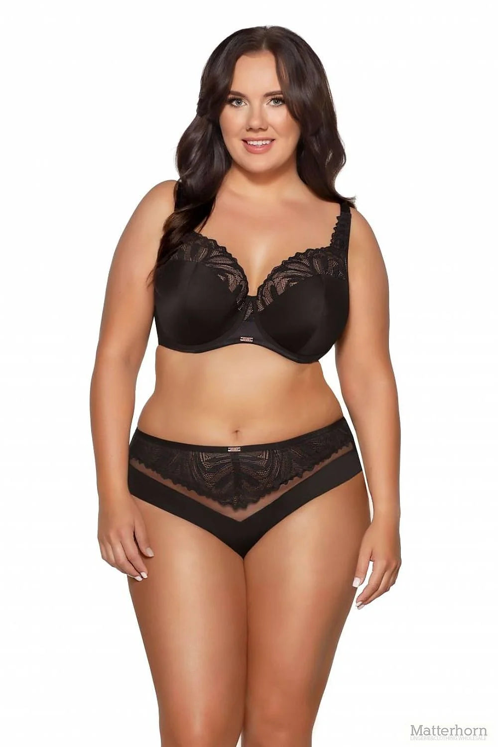 Soutien-gorge et culotte féminin en dentelle noire, style balconnet, maintien renforcé, coupe élégante, lingerie haut de gamme, conforturable, parfaite pour les occasions spéciales ou quotidiennes