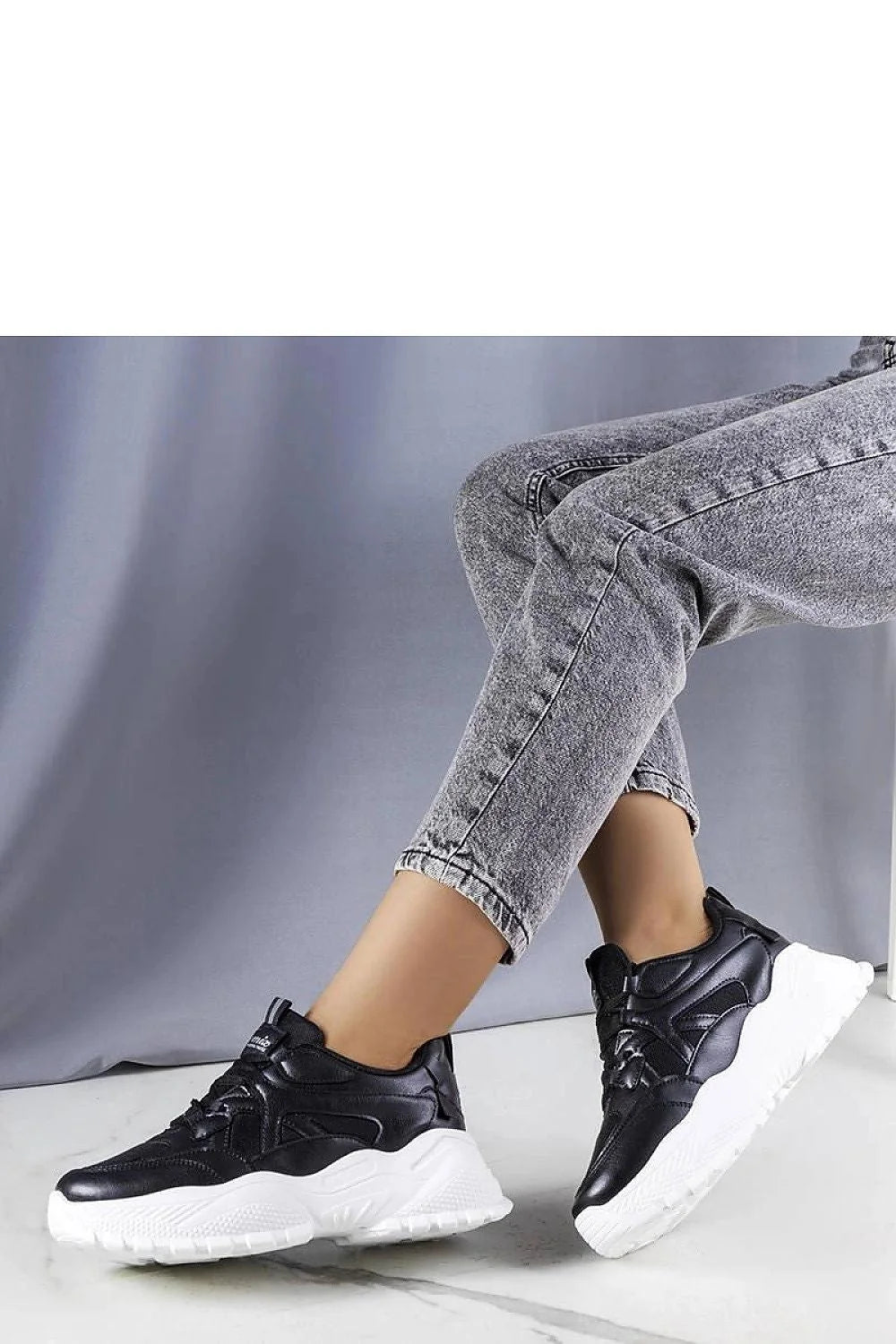 Baskets Solea noir cuir synthétique semelle épaisse sneakers femmes tendance confortables pour quotidien décontracté