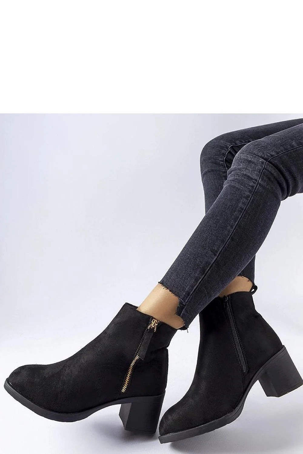 bottines Solea femme cheville noire suédine talon bloc 5cm confortable chic urbain polyvalent semelle antidérapante fermeture éclair dorée tirant arrière
