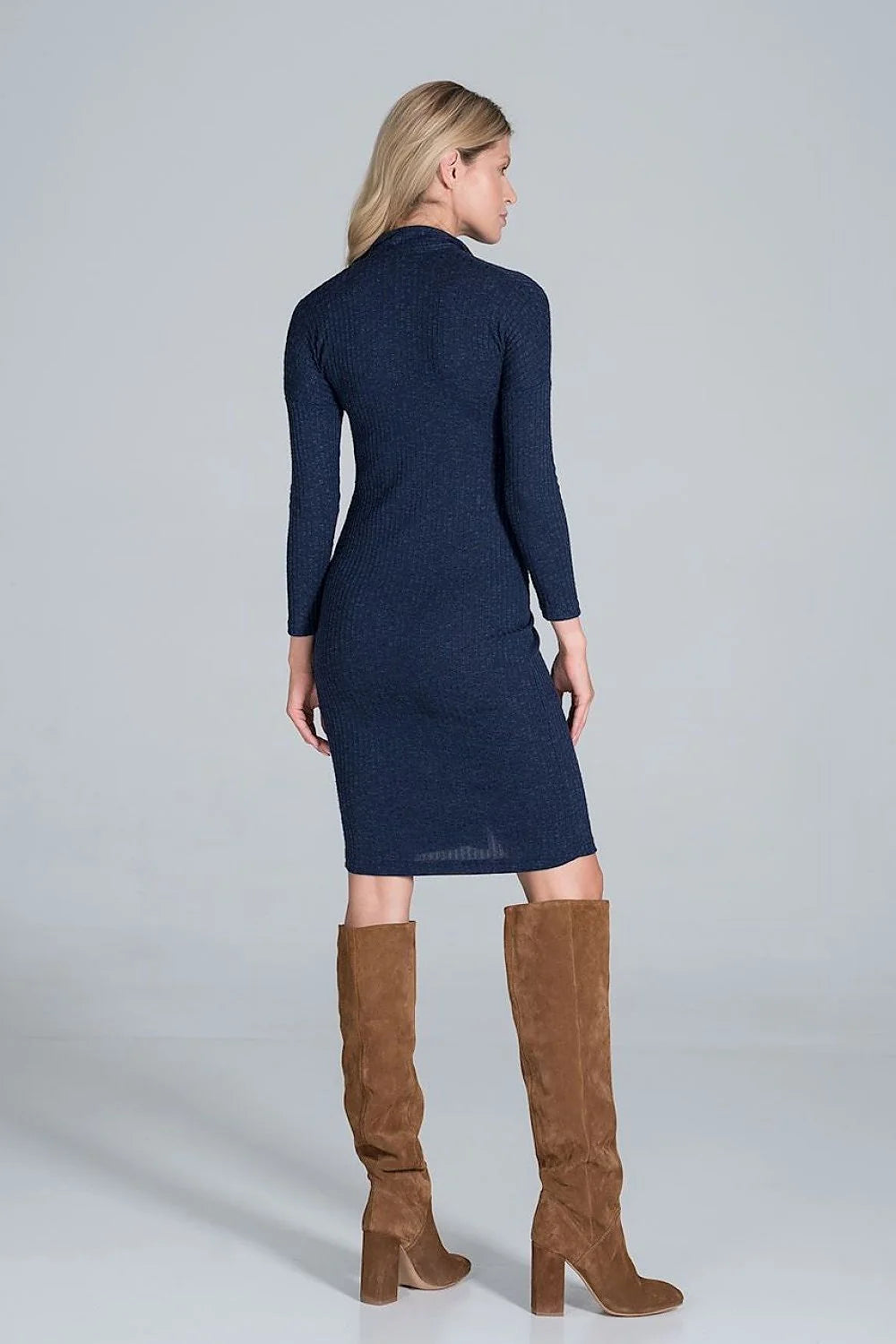 Robe bordeaux côtelée chic ajustée à boutons manches longues élégante mode moderne pour femme