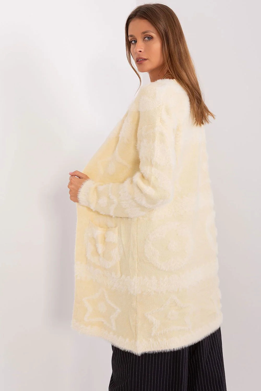 Cardigan pour femme longue élégant style casual sans fermeture matériau doux texture variée manches longues poches pratiques
